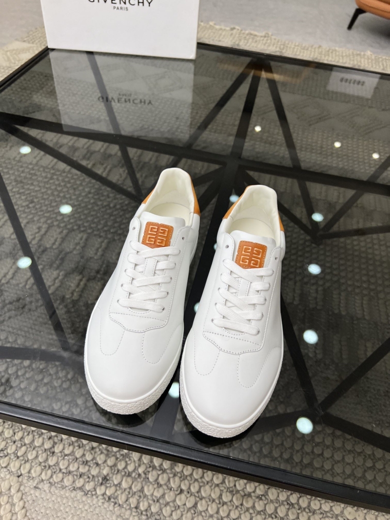 Givenchy Sneakers